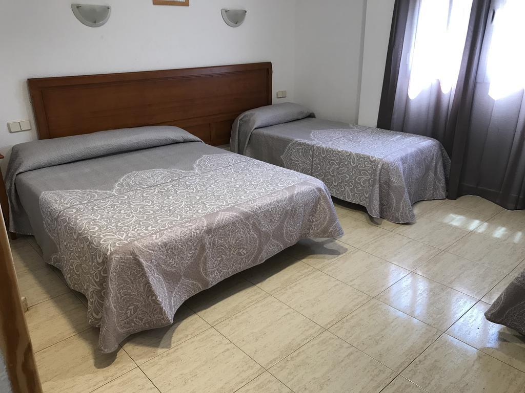 Hostal 82 Olías del Rey Zimmer foto